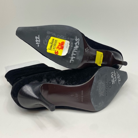 Vintage Cole Haan Black Velvet Low Heeled Sock Booties Size 8.5 - Picture 11 of 12